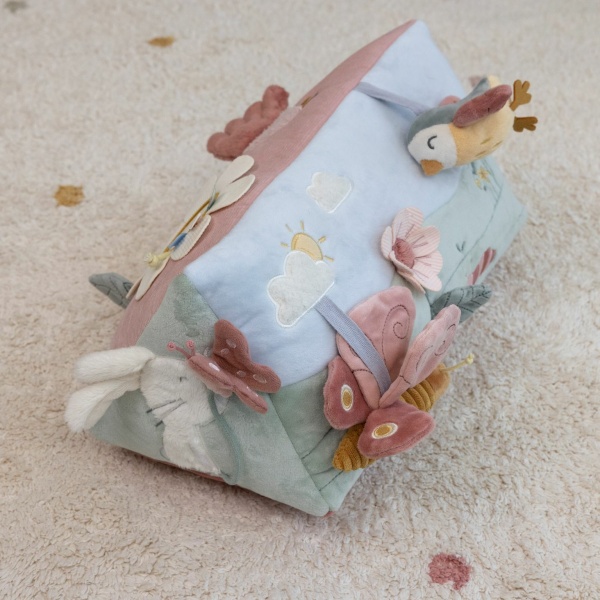 A22---little dutch---LD8723FLOWER_4_P.JPG