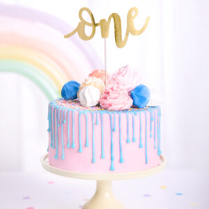 Cake topper One