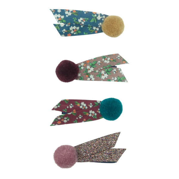 Pom pom clips