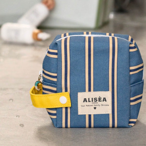 C---alisea---BEAUTY POCKETBLUE SKY_2_P.JPG Beauty Pocket