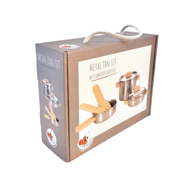 Set di pentole con manici in legno