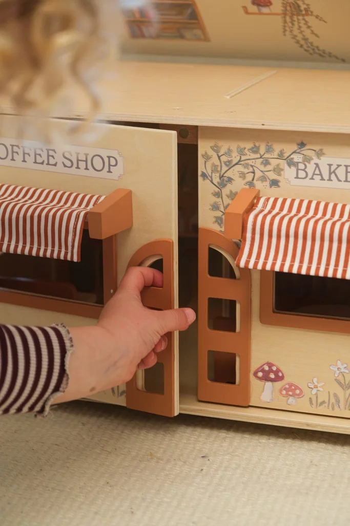 Caffetteria e Panetteria con Personaggi in Miniatura