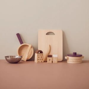 C---kid s concept---1000566COOKWARE_2_P.JPG Set di Pentole in legno