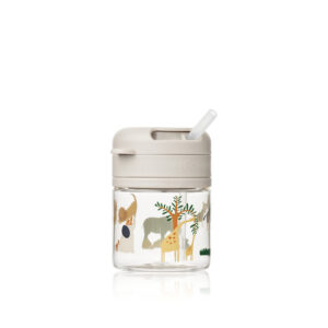 Bicchiere con cannuccia