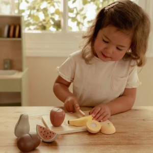 Set di frutta in legno