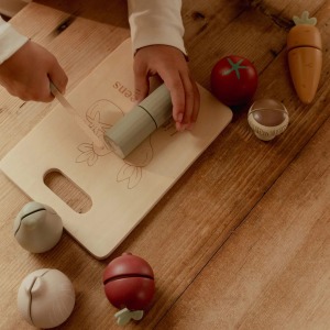 C Little Dutch LD2505VEGETABLE 4 P.JPG Set di verdura in legno