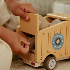 Autocarro ribaltabile in legno