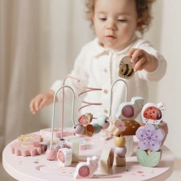 Activity table – Fairy Garden