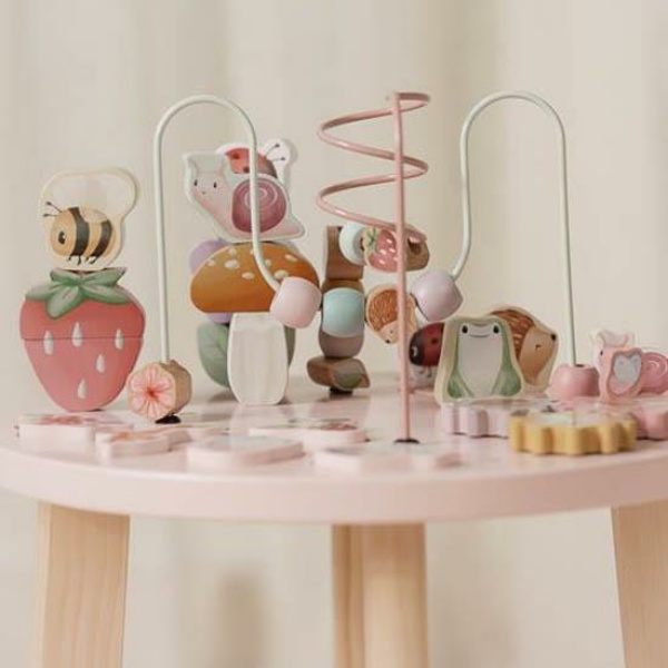 Activity table – Fairy Garden