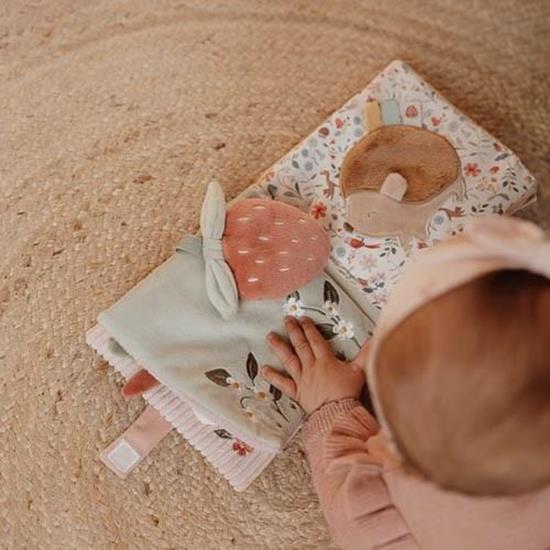 Libro morbido con attività – Fairy Garden