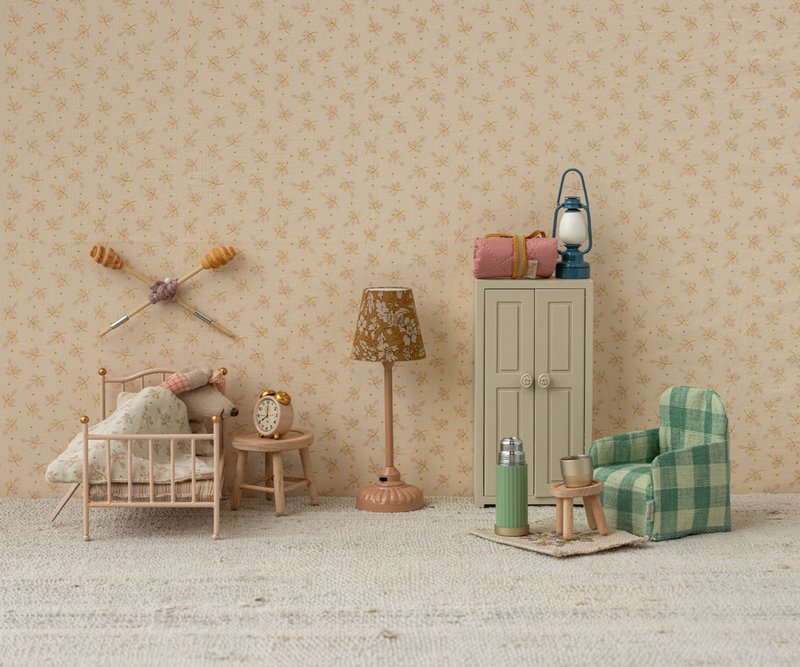 Lanterna vintage, Topo
