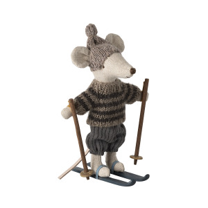 C Maileg 17 421100.JPG Topolino Maileg invernale con set da sci – Grey