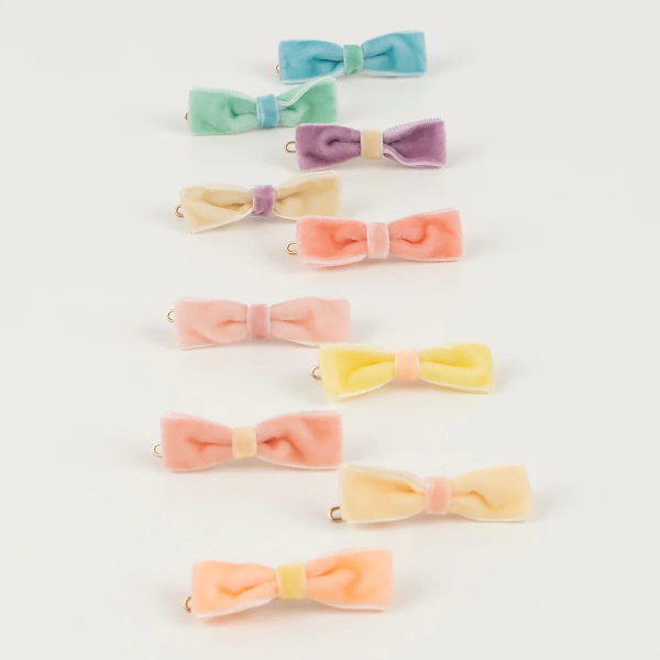 Clip mini arco in velluto pastello