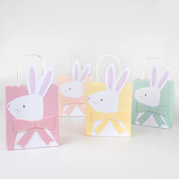 Buste Easter Party