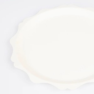 C---meri meri---288096EDGED_2_P.JPG Piatto compostabile smerli crema