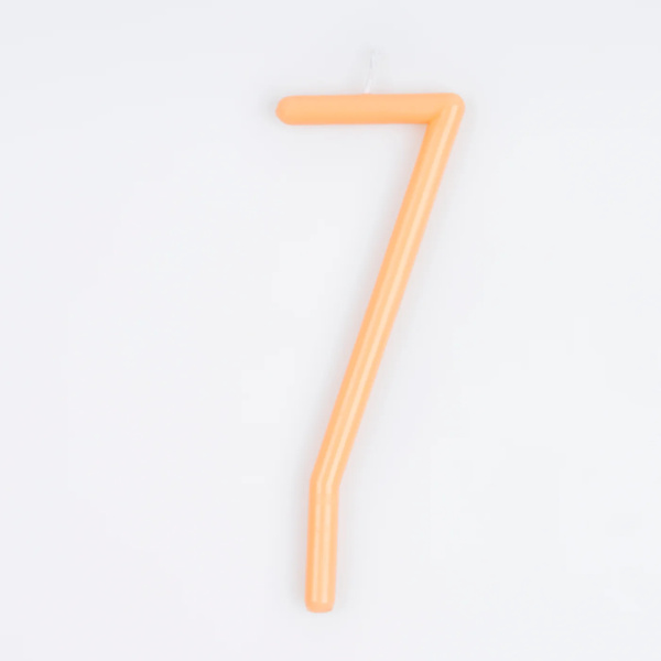 Candela con numero sottile
