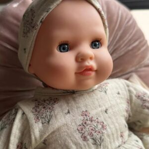 C Minikane 36001H001EMILIE 1 P.JPG Bambola Minikane Cuties – Emilie Fleurs des Champs