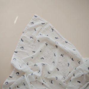 C---mushie---1852WHALES_3_P.JPG Swaddle in mussola di cotone organico