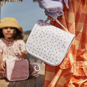C---olli ella---YA WASH BAGLEAFED MUSHROOM_5_P.JPG See-Ya Wash Bag