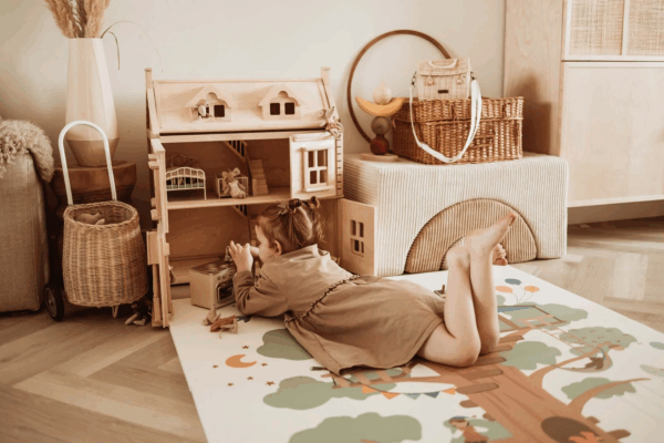 Tappetino in schiuma, casetta e scatola – Treehouse