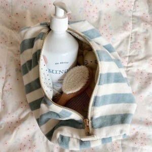 C Rose In April VIC1310 1 P.JPG Beauty da toilette Vic
