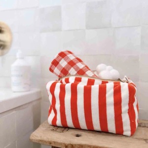 C Rose In April VIC1455 1 P.JPG Beauty da toilette Vic
