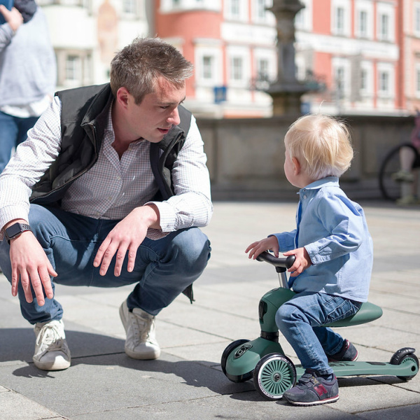 C---scoot and ride---S96271_2_P.JPG