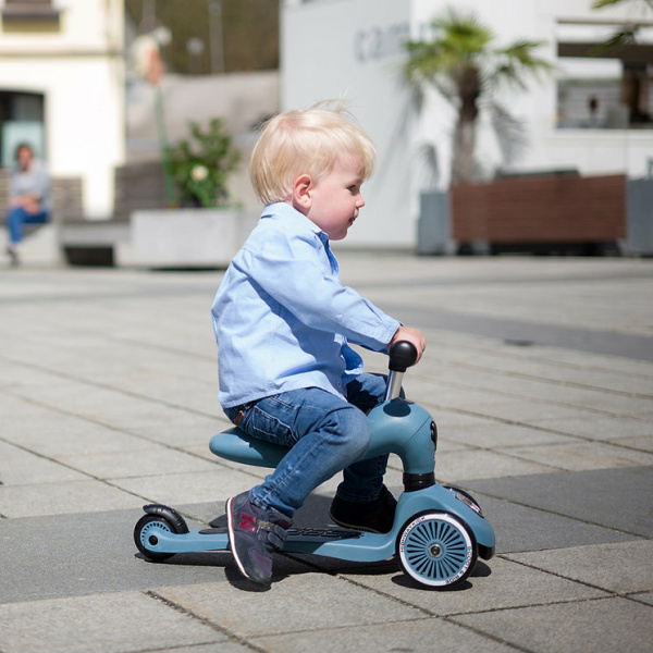 C---scoot and ride---S96271_3_P.JPG