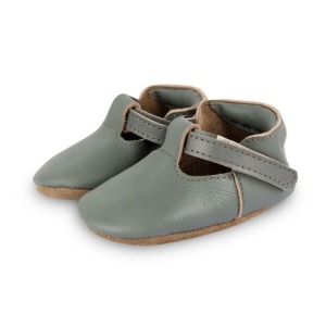 P23 Donsje ELIAGREEN BAY.JPG Scarpa Elia